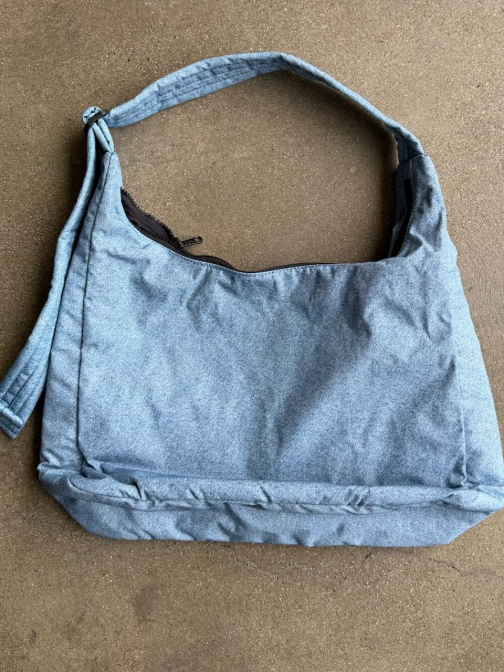 Brand new Baggu shoulder bag in Digital denim - Picture 2 of 3